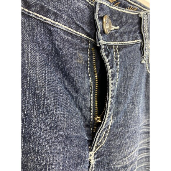 Womens Royalty Embellished Pocket Capri Jeans Size 22W Distressed Denim Mid Rise - Picture 7 of 10